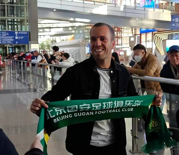 北京媒体人：北京当地俱乐部除国安外，目前必须依托社区才能生存