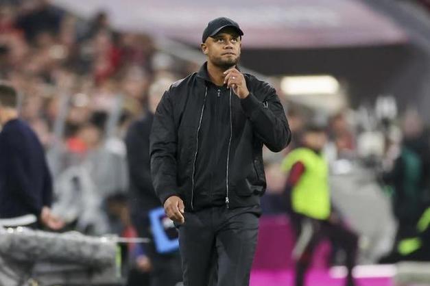 拒绝捧杀！孔帕尼：11月不会发欧冠奖杯 16连胜不意味着我们很强