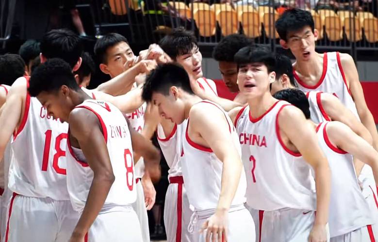 媒体人:广东全运男篮五上五下能始终维持场上的防守强度