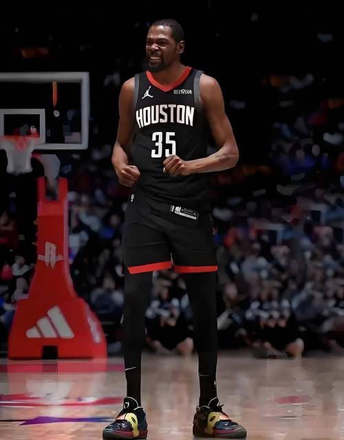 杜兰特:不能因被包夹就全场都不攻 那样就正好落入了对手的陷阱