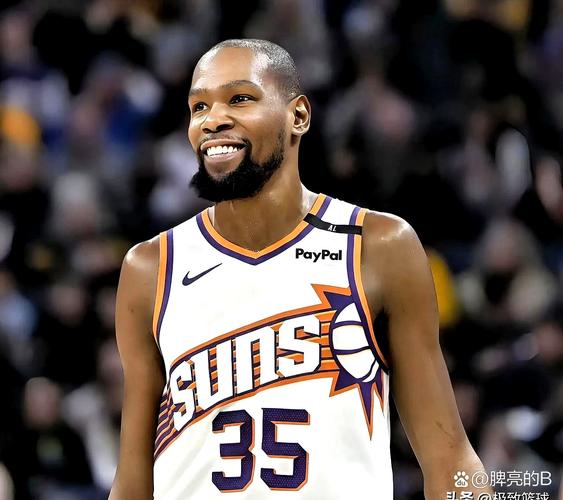 杜兰特：弗拉格不管打什么位置 都会越来越好的