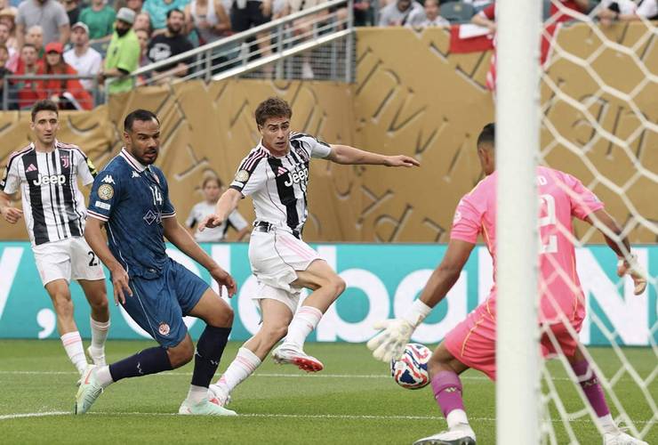 尤文vs葡体首发:孔塞桑、DV9、伊尔迪兹首发,K-图拉姆登场