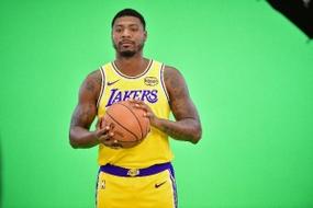 马健:在家门口输给韩国 我们的篮球距离现代篮球确实有点大